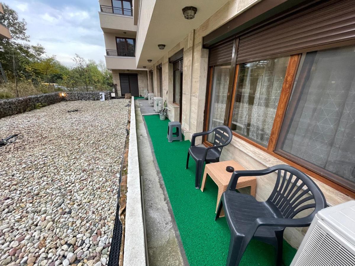 Sunny Apartment In Studentski Grad, Behind Unss Sofia Exterior foto