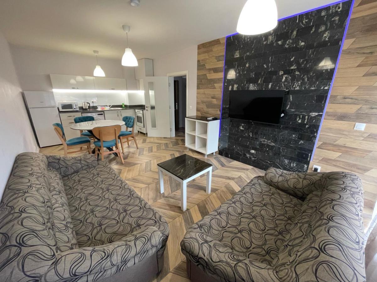 Sunny Apartment In Studentski Grad, Behind Unss Sofia Exterior foto