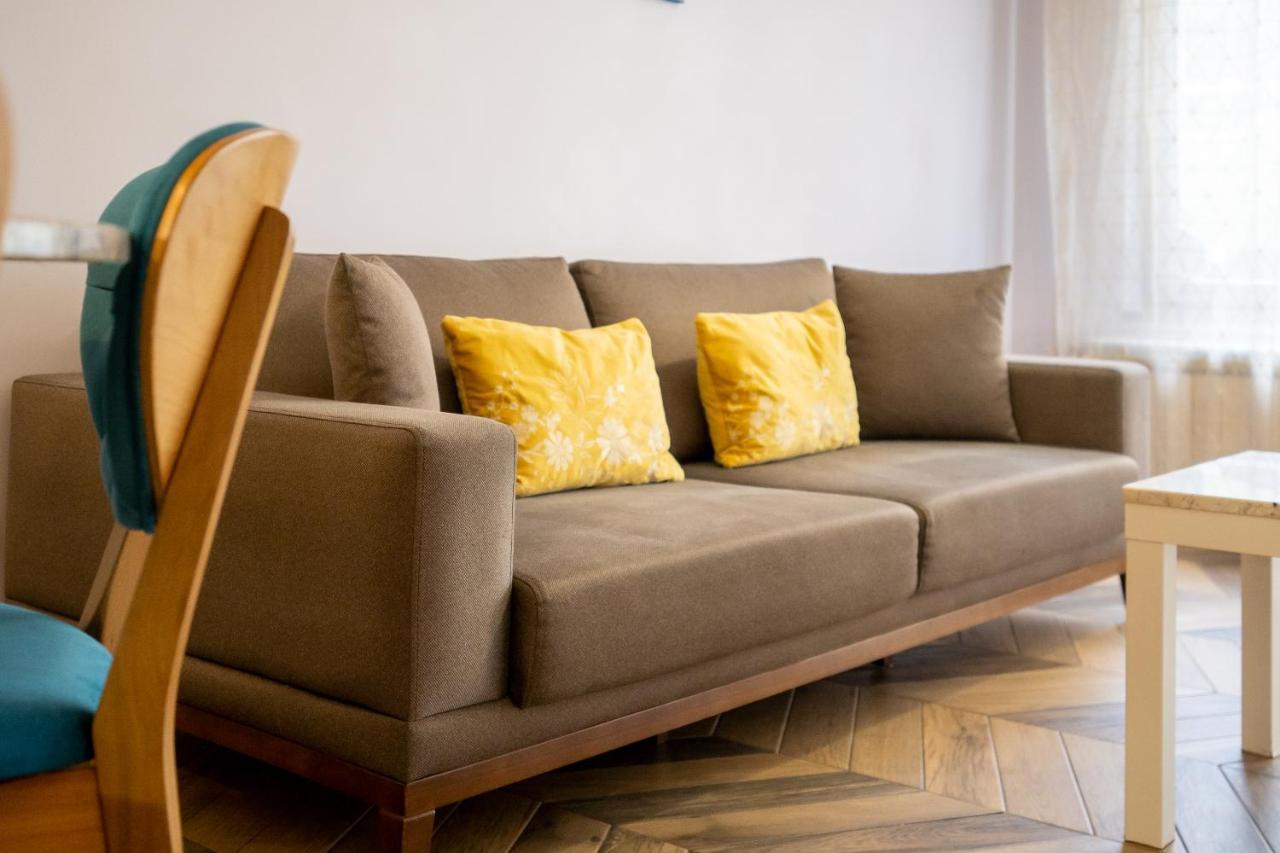 Sunny Apartment In Studentski Grad, Behind Unss Sofia Exterior foto
