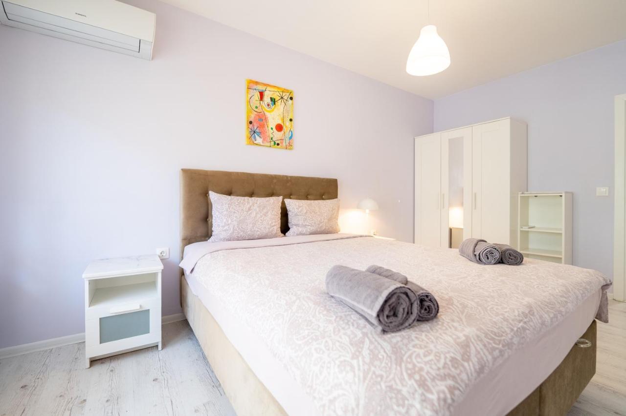 Sunny Apartment In Studentski Grad, Behind Unss Sofia Exterior foto