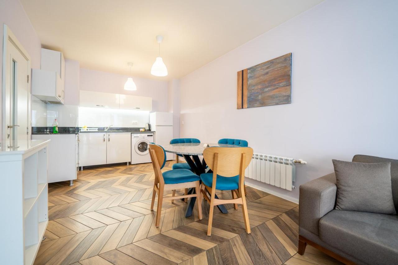 Sunny Apartment In Studentski Grad, Behind Unss Sofia Exterior foto